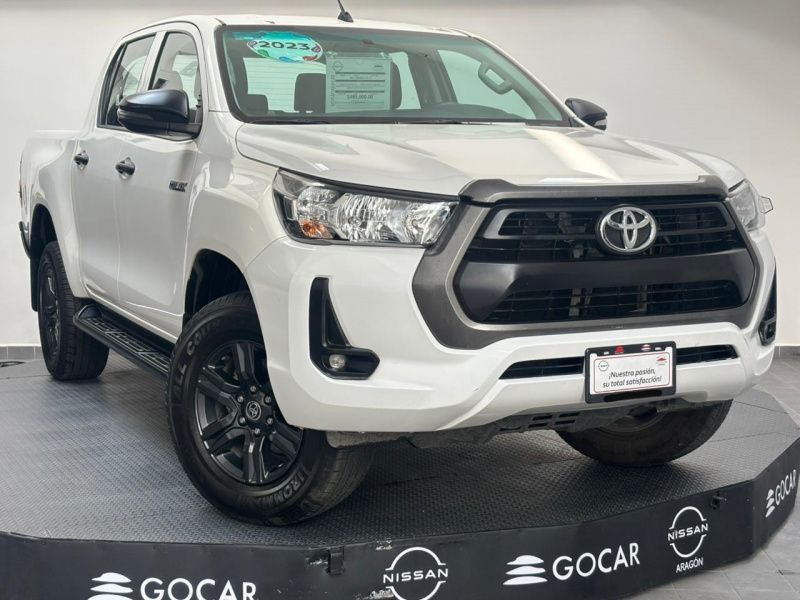 Toyota Comerciales Hilux Pick-Up 2023